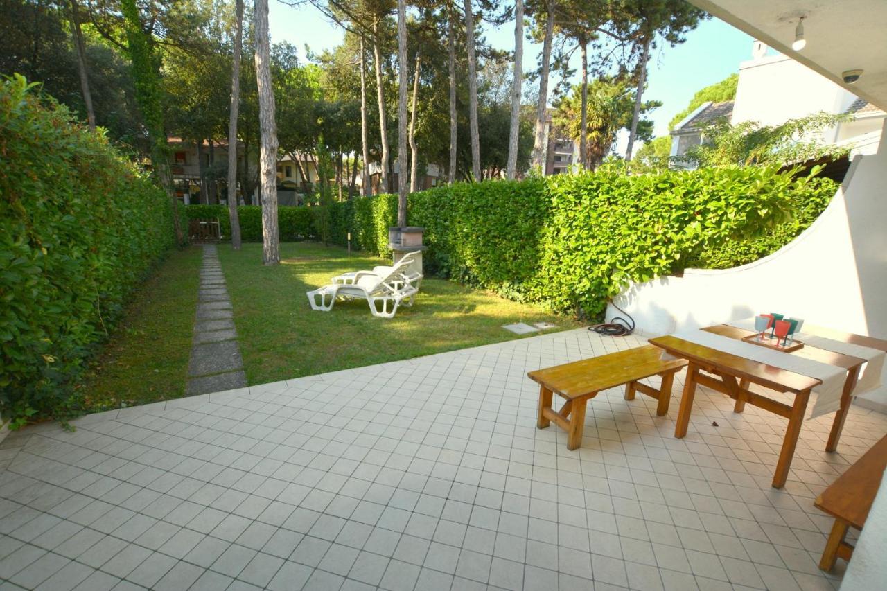 Villa A Lignano Pineta Lignano Sabbiadoro Exterior foto